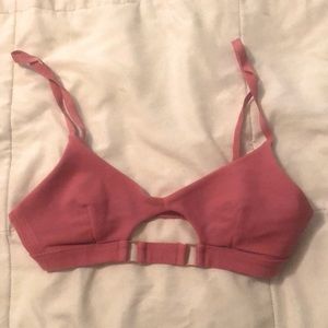 Spiritual Gangster bra size Small adjustable straps and keyhole in the front